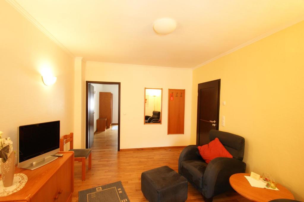 Bertricher Hof Hotel Garni Bad Bertrich Room photo